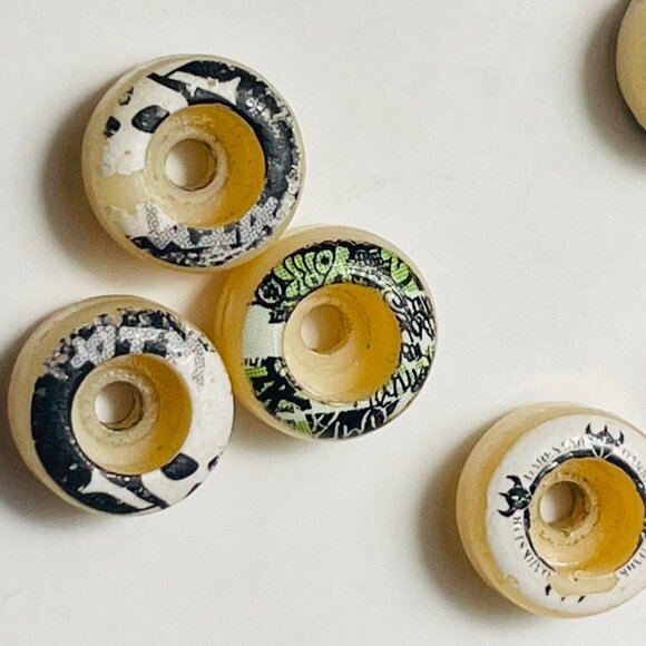 Tech Deck Vintage Graphic Wheel Lot Birdhouse Blind City Industries … 26 Total - Picture 5 of 12